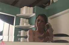 Bella XOXO Gets Pretty In The Bathroom